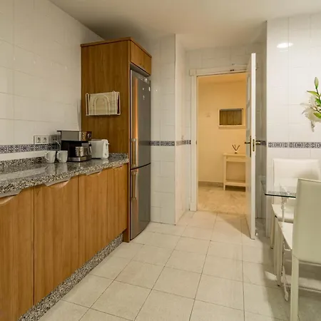 Apartment Ade10- Front Line San Pedro By Roomservices